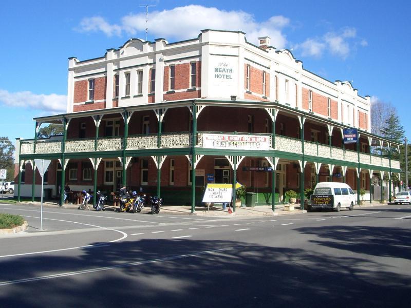 Neath Hotel Extérieur photo